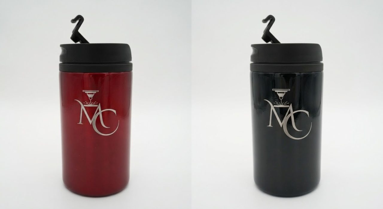Dieselben Thermobecher mit eingravaiertem MC-Gravur-Logo.